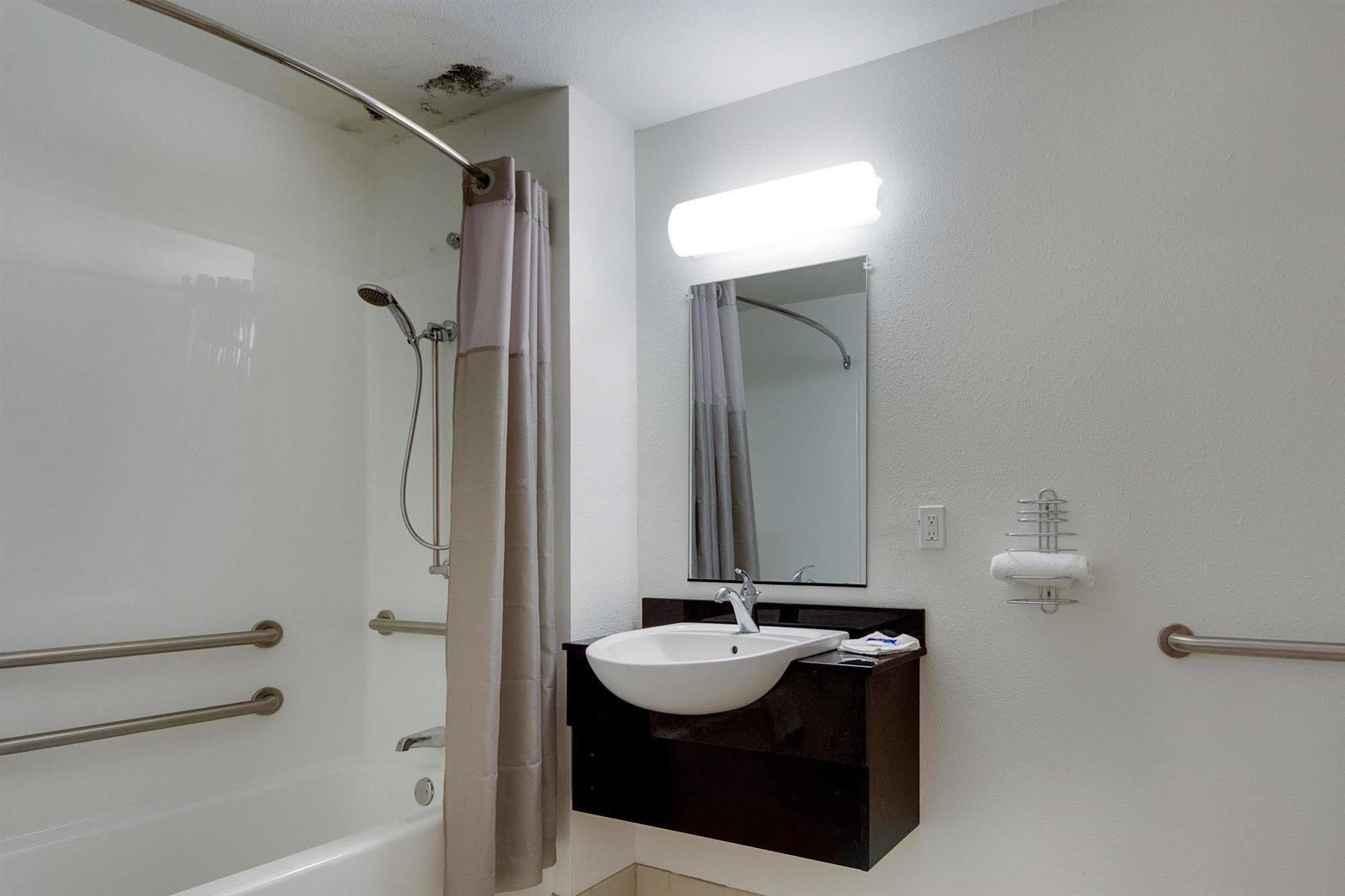 Avera Suites موسكوجي المظهر الخارجي الصورة