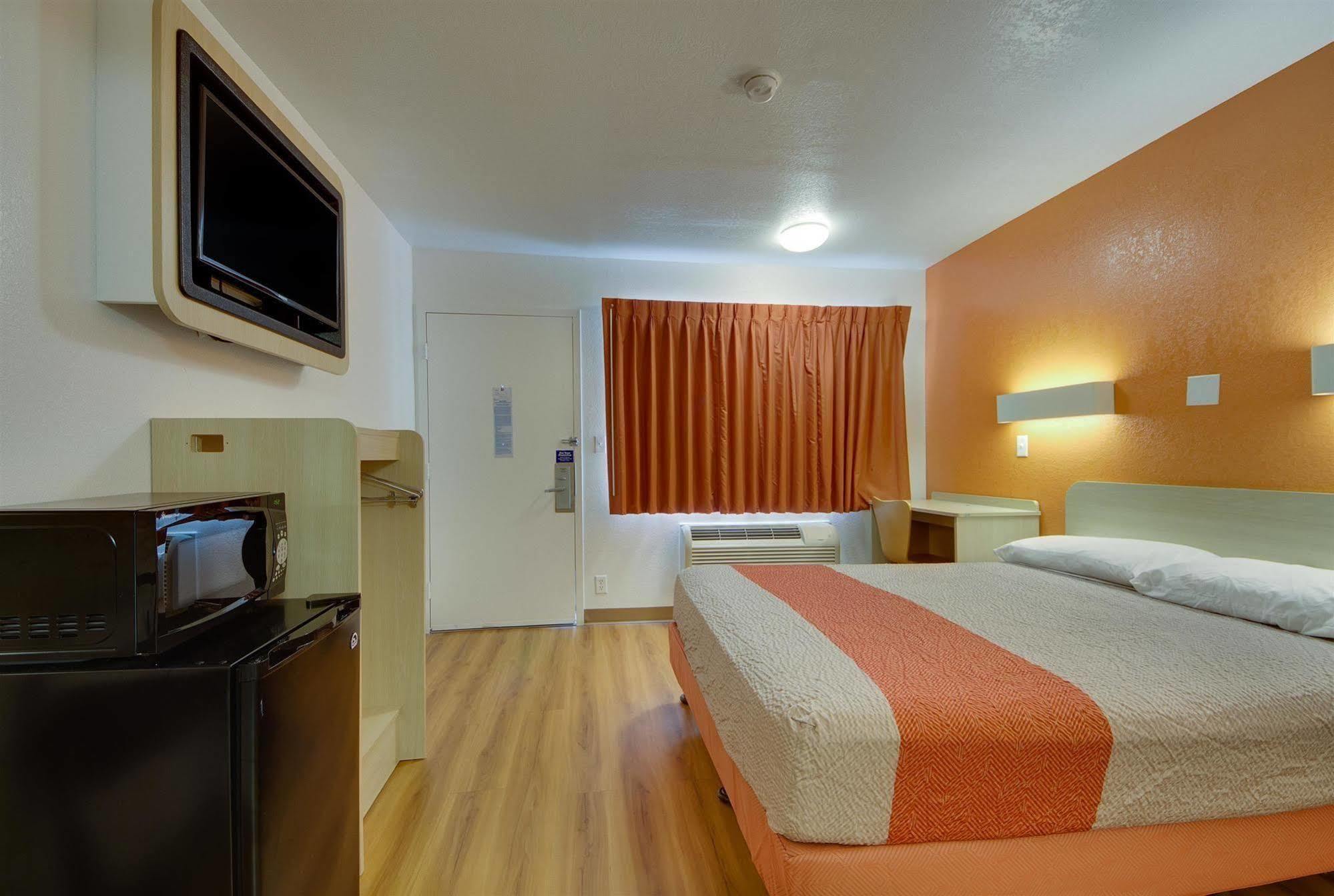 Avera Suites موسكوجي المظهر الخارجي الصورة
