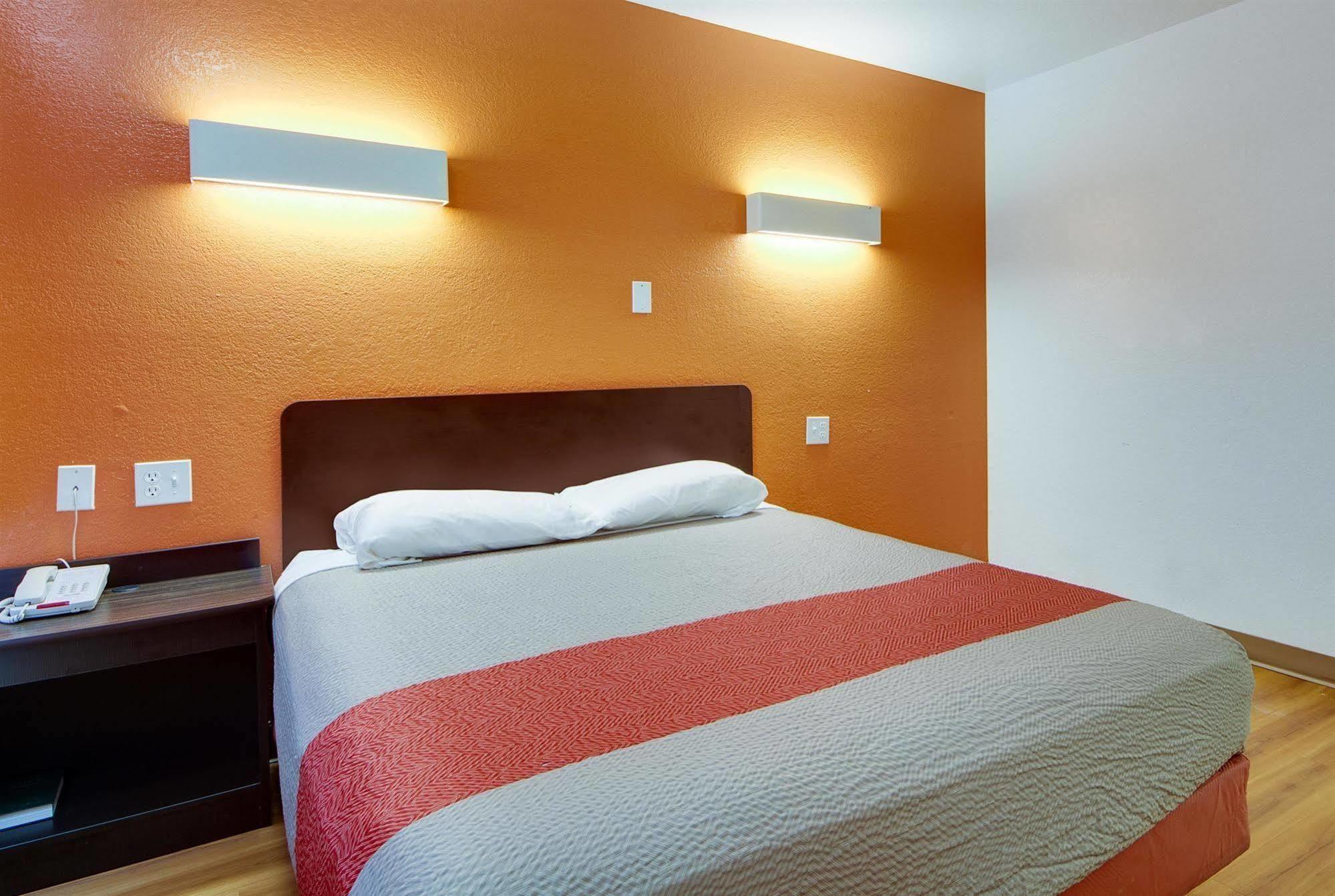 Avera Suites موسكوجي المظهر الخارجي الصورة